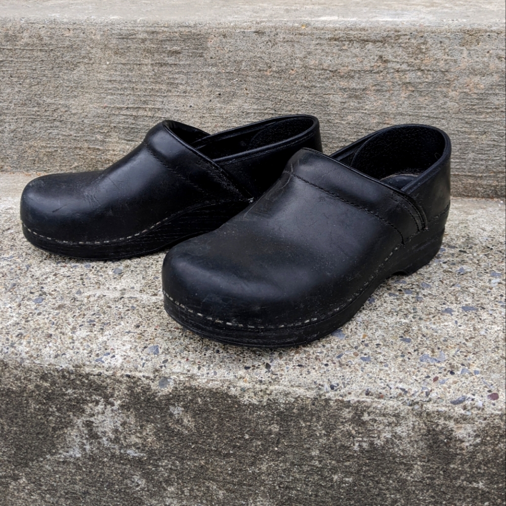 Dansko Oiled Black Clog Slide Mule Shoes sz 41